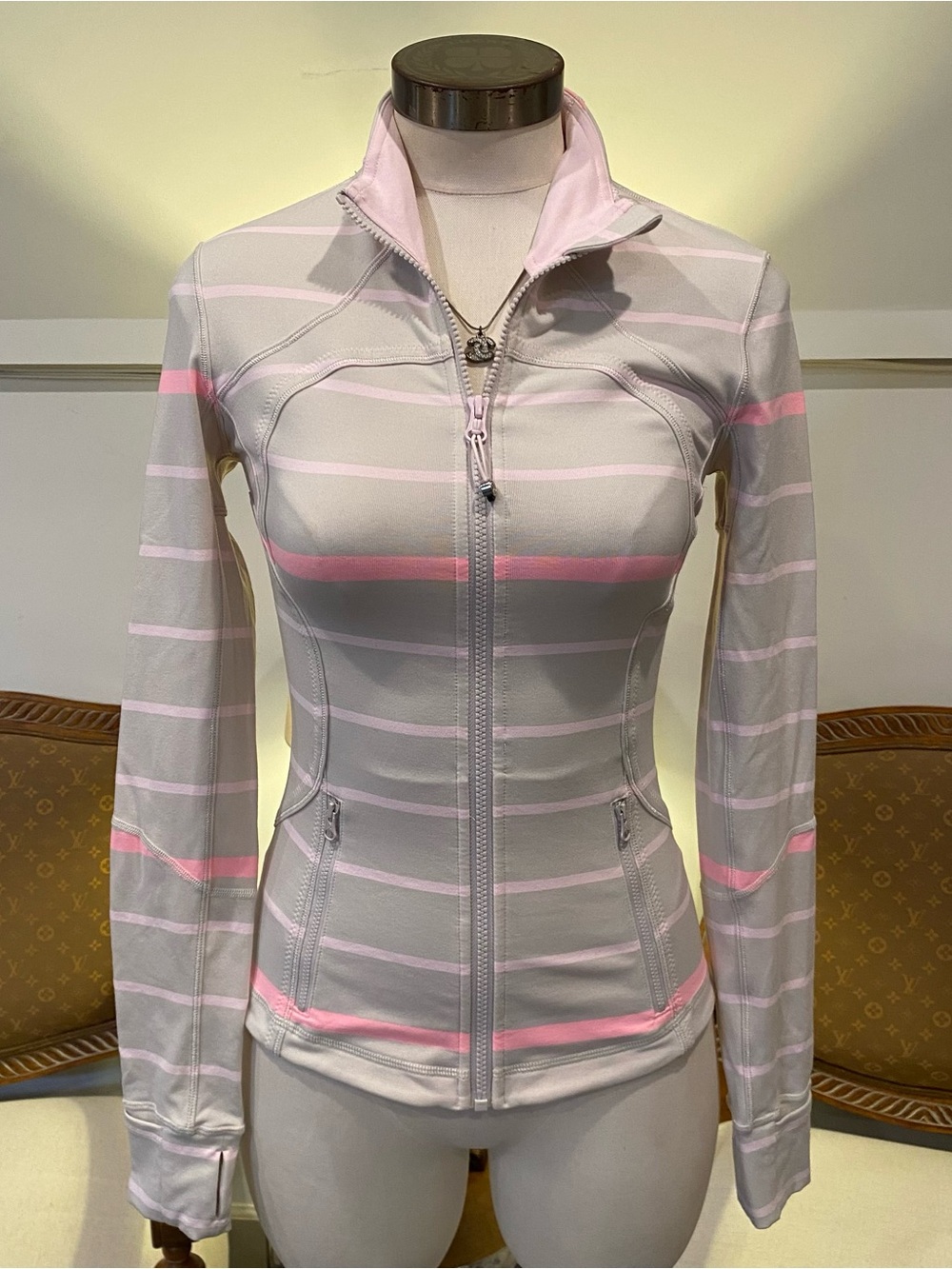 lululemon Light Gray and Pink Striped Forme Jacket Size 4